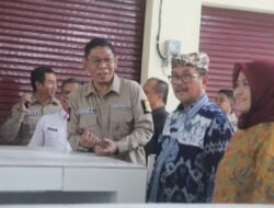 Resmikan Pasar Jamblang, Bupati Imron Ingatkan Ini Kepada Pengelola dan Pedagang.